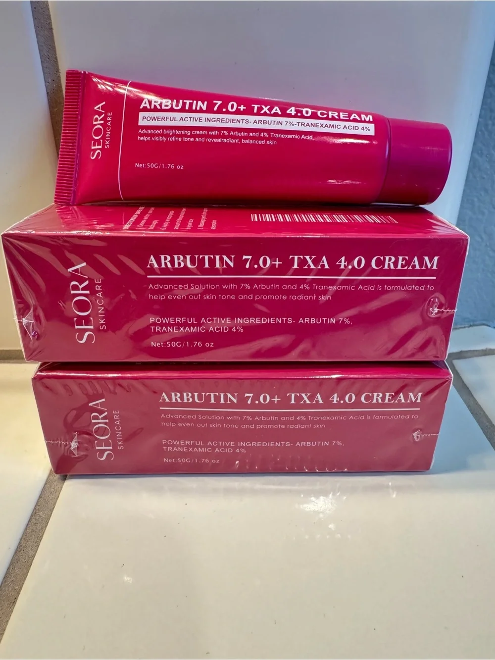 SEORA Skincare Arbutin 7.0 + TXA 4.0 Brightening Cream - Pink